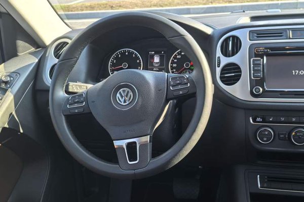 Volkswagen Tiguan 2015, 63300 км, за 8989 USD - фото 24