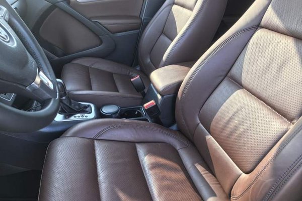 Volkswagen Tiguan 2015, 63300 км, за 8989 USD - фото 19