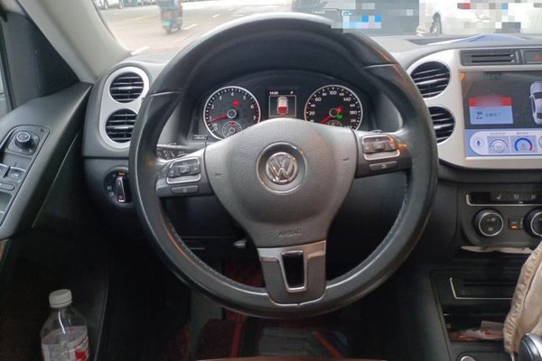 Volkswagen Tiguan 2015, 74800 км, за 6897 USD - фото 11