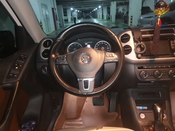 Volkswagen Tiguan 2015, 94300 км, за 7047 USD - фото 11