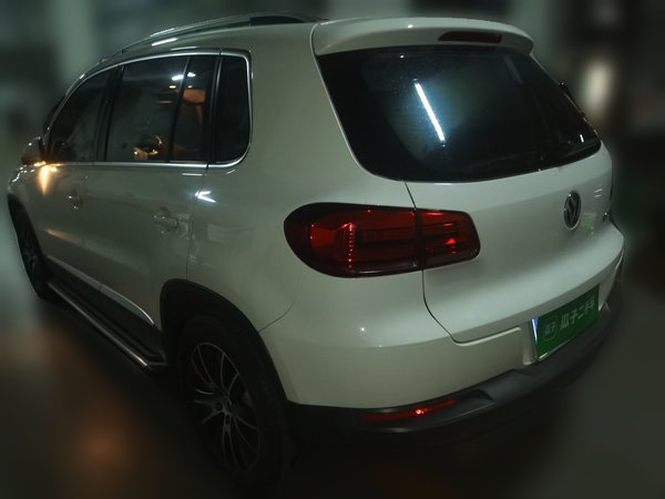 Volkswagen Tiguan 2015, 94300 км, за 7047 USD