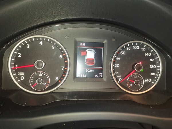 Volkswagen Tiguan 2015, 94300 км, за 7047 USD - фото 12