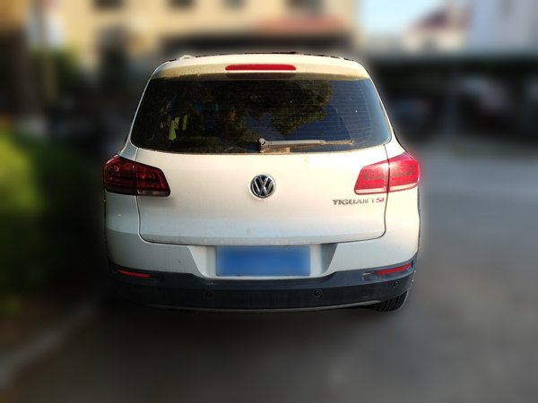 Volkswagen Tiguan 2015, 98200 км, за 5710 USD