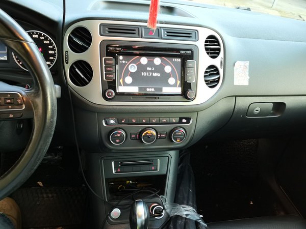 Volkswagen Tiguan 2015, 98200 км, за 5710 USD - фото 14