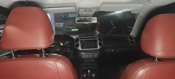 Volkswagen Tiguan 2015, 138500 км, за 8563 USD - фото 12