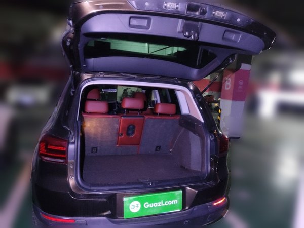 Volkswagen Tiguan 2015, 138500 км, за 8563 USD - фото 9