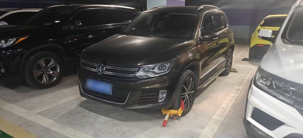 Volkswagen Tiguan 2015, 138500 км, за 8563 USD - фото 16