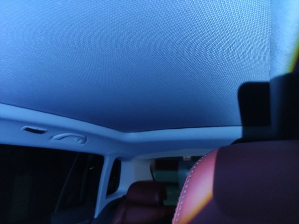 Volkswagen Tiguan 2015, 138500 км, за 8563 USD - фото 8