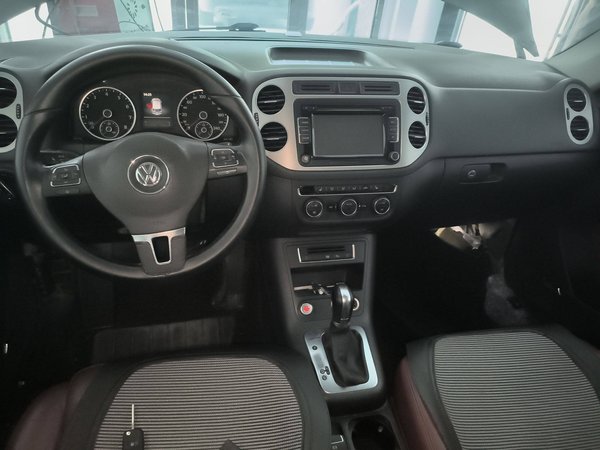 Volkswagen Tiguan 2015, 171100 км, за 7495 USD - фото 20