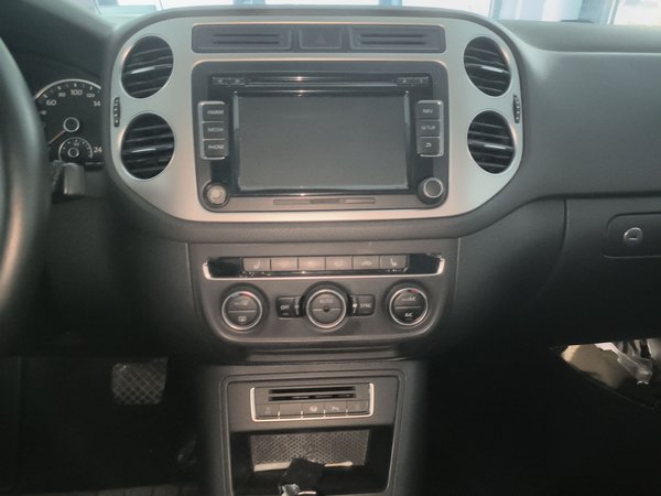 Volkswagen Tiguan 2015, 171100 км, за 7495 USD - фото 14