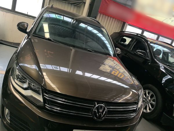Volkswagen Tiguan 2016, 122500 км, за 8428 USD