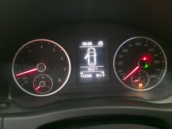 Volkswagen Tiguan 2016, 122500 км, за 8428 USD - фото 15