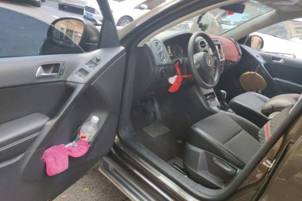 Volkswagen Tiguan 2016, 41100 км, за 7021 USD - фото 13