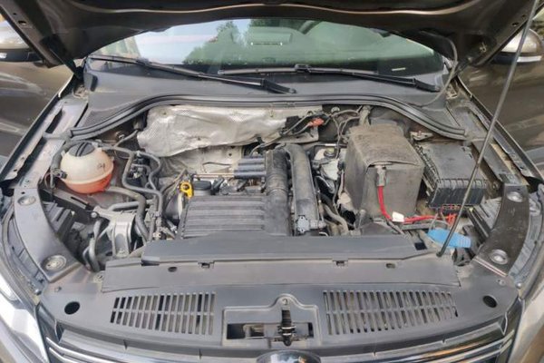 Volkswagen Tiguan 2016, 41100 км, за 7021 USD - фото 18