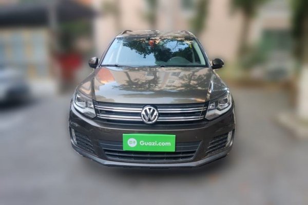 Volkswagen Tiguan 2016, 41100 км, за 7021 USD - фото 28