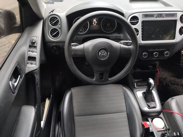Volkswagen Tiguan 2016 280TSI Automatic Two-Wheel-Drive Silk Road Style Edition, 2016 года