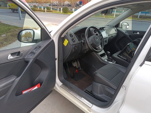 Volkswagen Tiguan 2016, 107800 км, за 8813 USD - фото 15