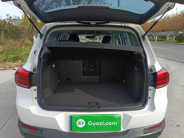 Volkswagen Tiguan 2016, 107800 км, за 8813 USD - фото 18