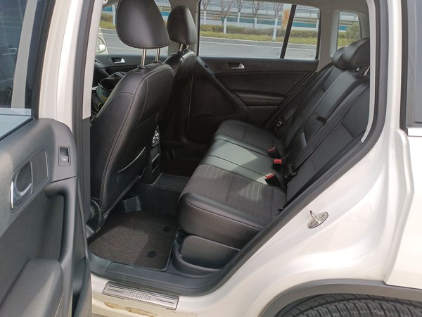 Volkswagen Tiguan 2016, 107800 км, за 8813 USD - фото 16