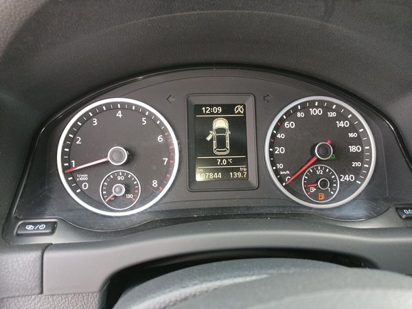 Volkswagen Tiguan 2016, 107800 км, за 8813 USD - фото 11