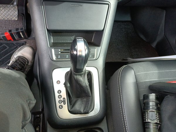 Volkswagen Tiguan 2016, 107800 км, за 8813 USD - фото 13