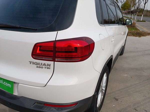 Volkswagen Tiguan 2016, 107800 км, за 8813 USD - фото 7