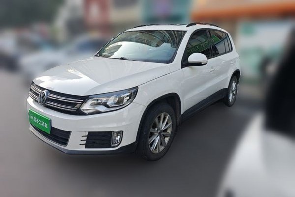 Volkswagen Tiguan · 2016 год