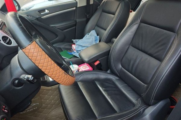 Volkswagen Tiguan 2016, 125800 км, за 7849 USD - фото 12
