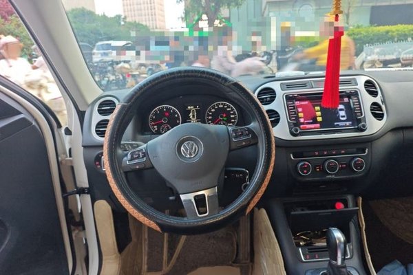 Volkswagen Tiguan 2016, 125800 км, за 7849 USD - фото 7