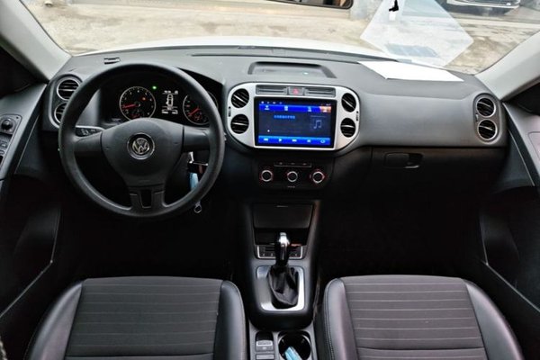 Volkswagen Tiguan 2016, 60800 км, за 10004 USD - фото 13