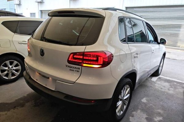 Volkswagen Tiguan 2016, 60800 км, за 10004 USD - фото 6