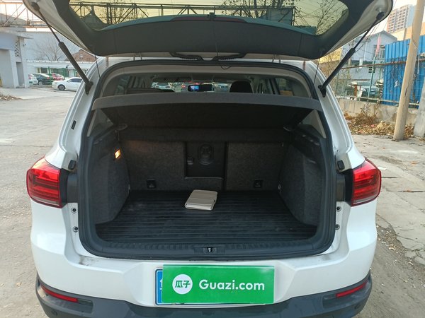 Volkswagen Tiguan 2016, 84100 км, за 8921 USD - фото 15