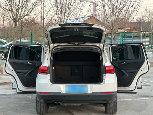 Volkswagen Tiguan 2016, 84100 км, за 8921 USD - фото 21