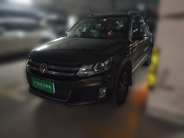 Volkswagen Tiguan 2016, 111800 км, за 7293 USD
