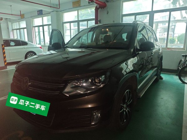 Volkswagen Tiguan · 2016 год