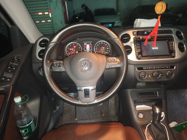 Volkswagen Tiguan 2016, 99400 км, за 6809 USD - фото 11