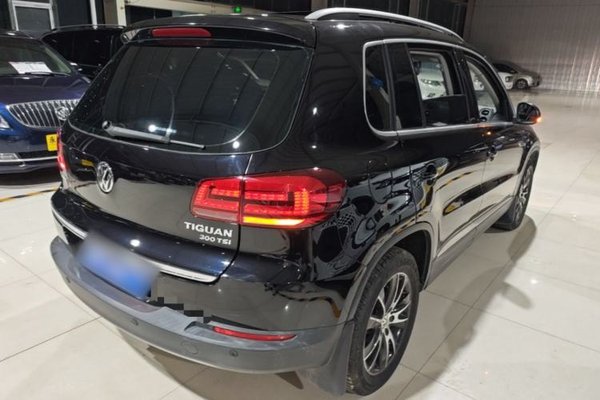 Volkswagen Tiguan 2016, 85500 км, за 8741 USD - фото 8