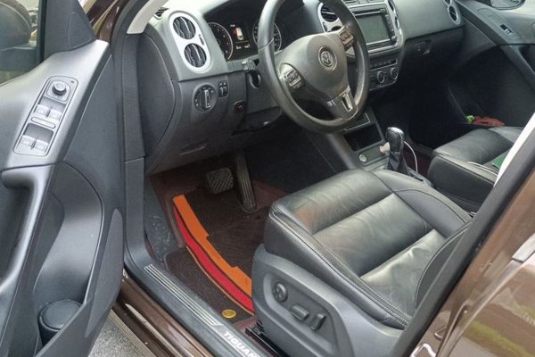 Volkswagen Tiguan 2016, 86300 км, за 8515 USD - фото 15
