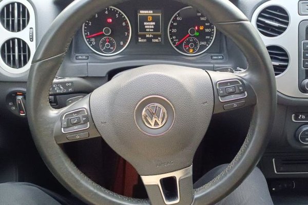 Volkswagen Tiguan 2016, 86300 км, за 8515 USD - фото 9