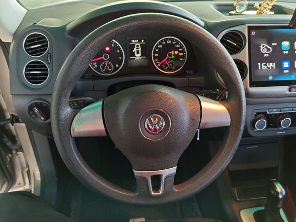 Volkswagen Tiguan L 2016, 156300 км, за 7524 USD - фото 14