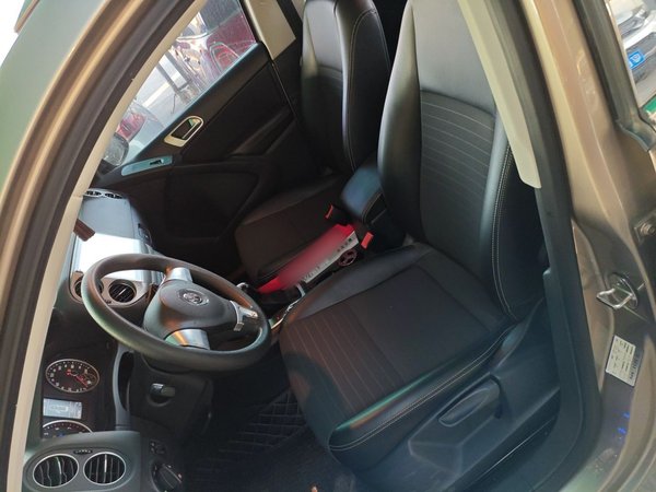 Volkswagen Tiguan L 2016, 156300 км, за 7524 USD - фото 18