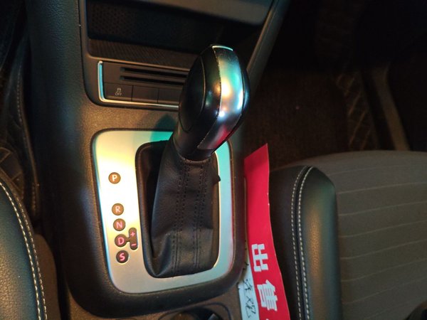 Volkswagen Tiguan L 2016, 156300 км, за 7524 USD - фото 17