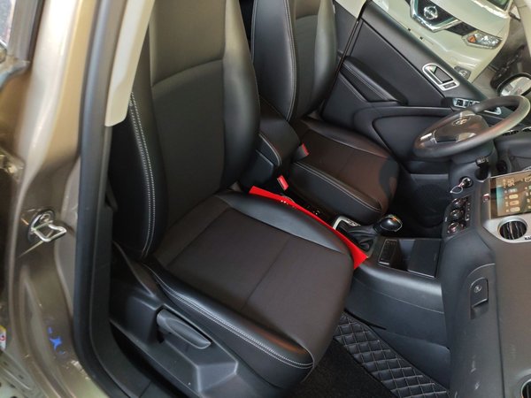 Volkswagen Tiguan L 2016, 156300 км, за 7524 USD - фото 23