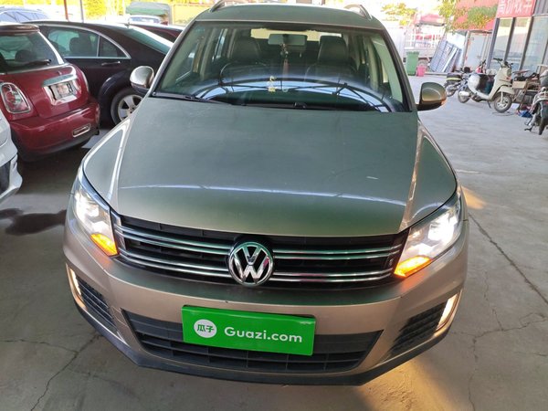 Volkswagen Tiguan L 2016 300TSI Automatic Two-Wheel Drive Trend Edition, 2016 года