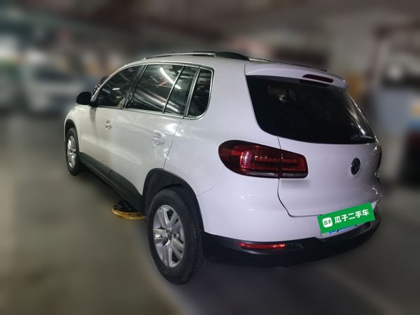 Volkswagen Tiguan 2016, 102800 км, за 6958 USD