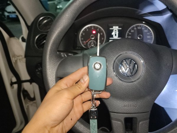 Volkswagen Tiguan 2016, 102800 км, за 6958 USD - фото 5