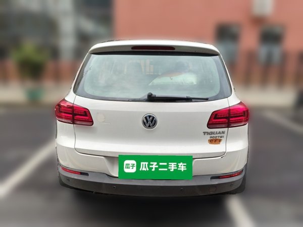 Volkswagen Tiguan 2016, 118300 км, за 5907 USD