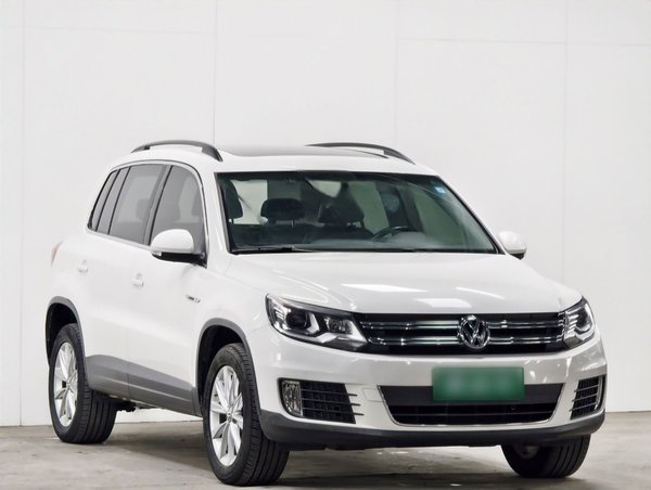 Volkswagen Tiguan 2016, 127200 км, за 7783 USD - фото 12
