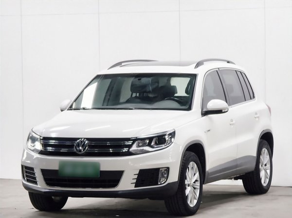 Volkswagen Tiguan · 2016 год