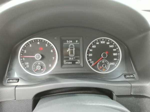 Volkswagen Tiguan 2016, 127200 км, за 7783 USD - фото 22